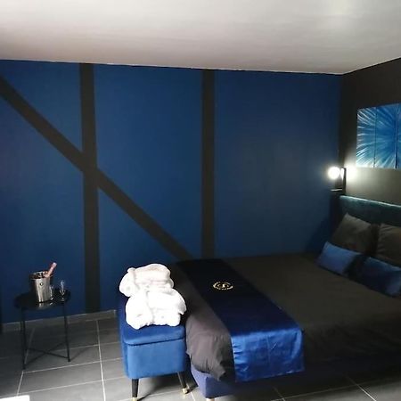 Appartement Avec Sauna Et Balneo Privatifs -Troyes Centre Extérieur photo
